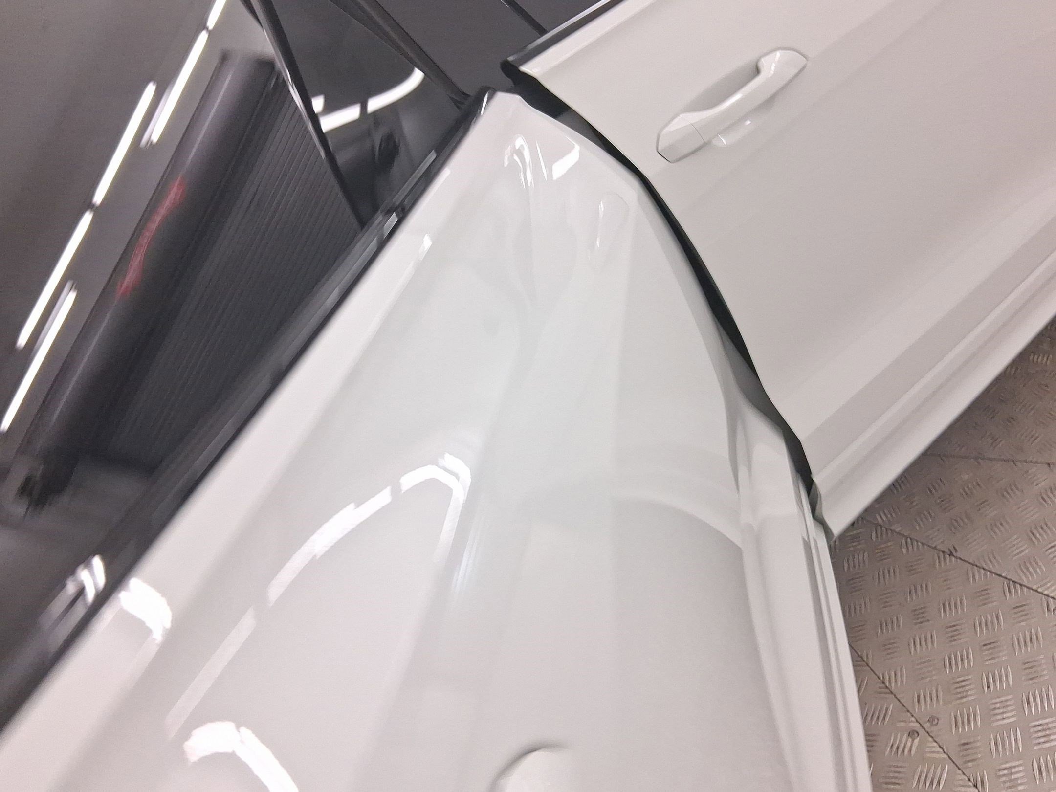 Used 2025 Audi RS Q8 performance image 33