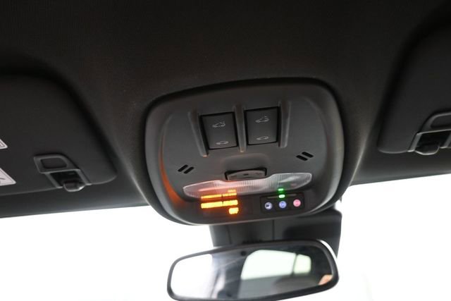 Used 2025 Buick Envista Avenir FWD image 12