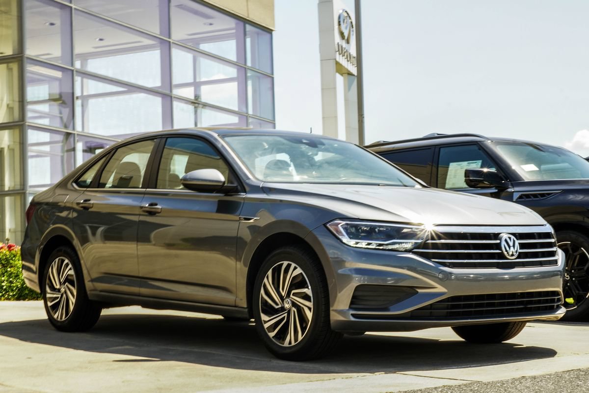 Used 2020 Volkswagen Jetta SEL FWD image 4