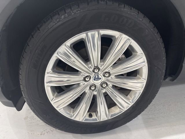 Used 2020 Ford Explorer Limited image 36