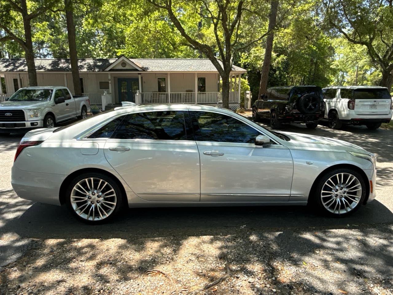 Used 2018 Cadillac CT6 Premium Luxury w/ Super Cruise Package image 6