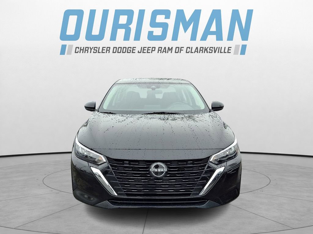 Used 2024 Nissan Sentra SV image 2