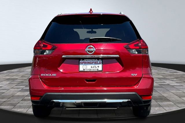 Used 2018 Nissan Rogue SV image 5