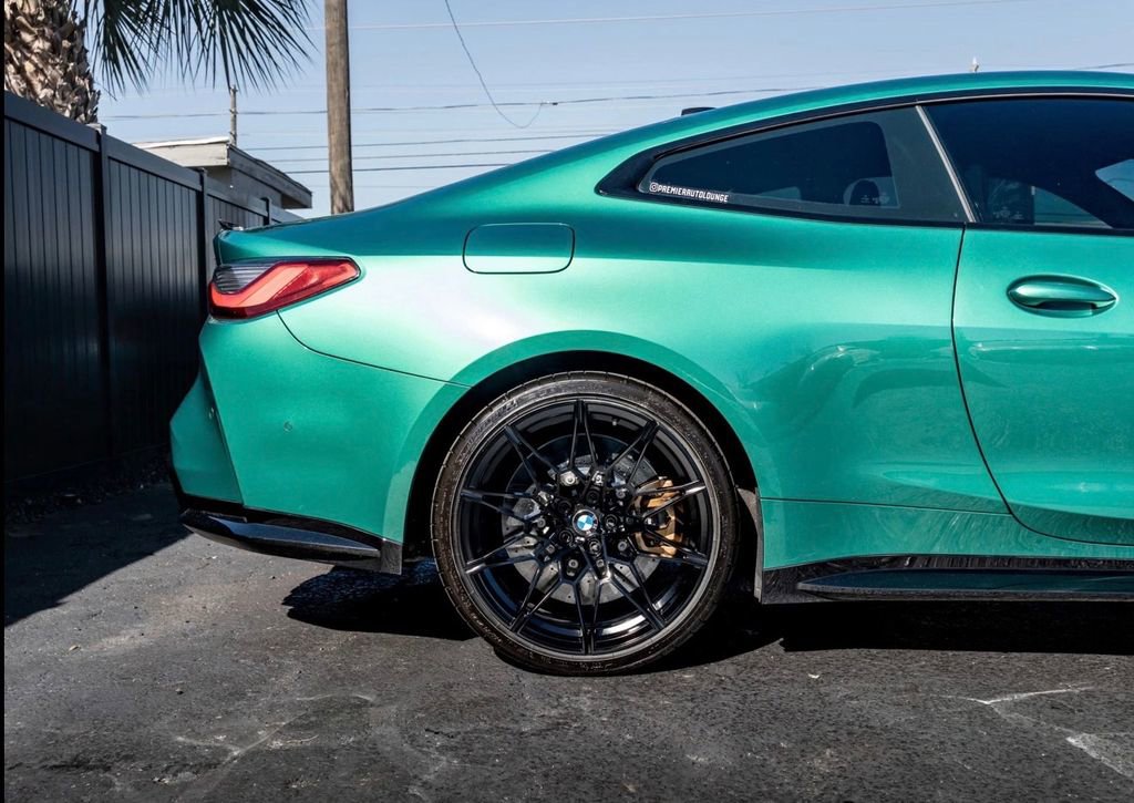 Used 2021 BMW M4 Coupe image 9