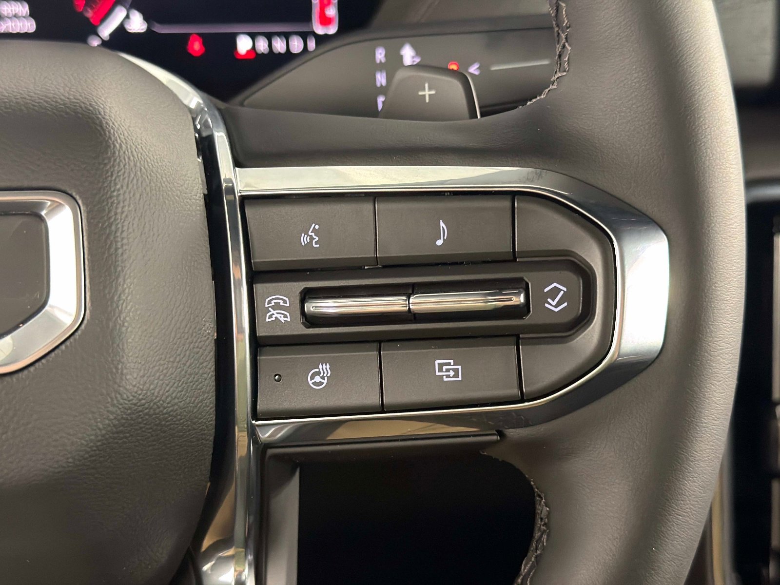 Used 2026 GMC Yukon Denali image 51