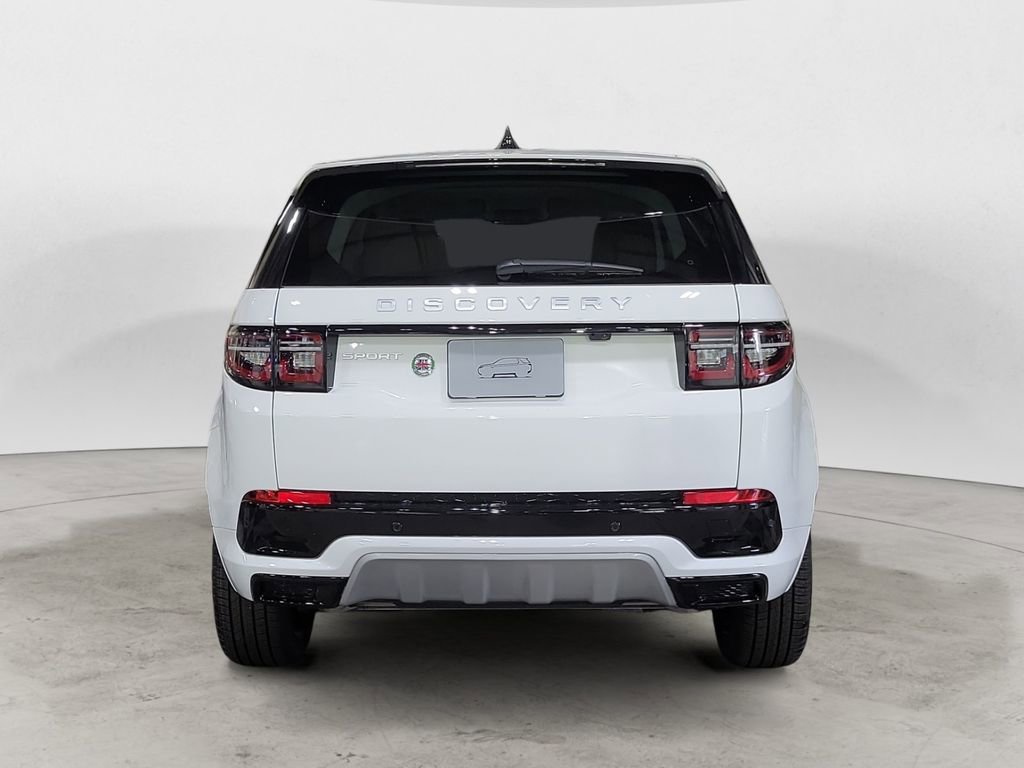 New 2025 Land Rover Discovery Sport S image 4