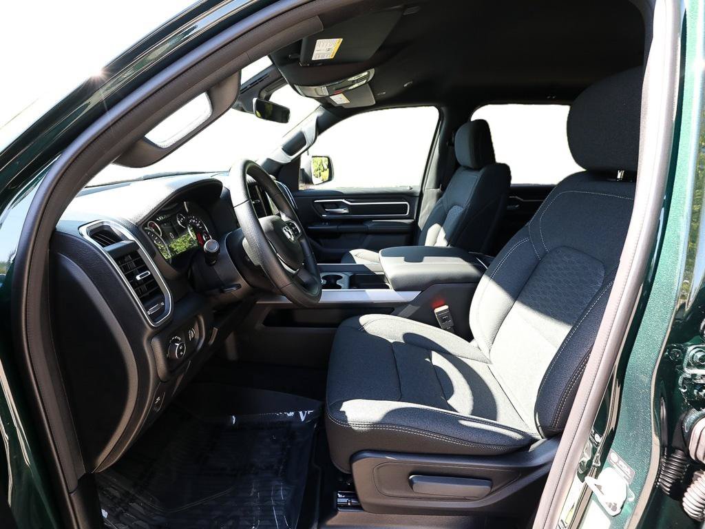 New 2026 RAM 1500 Big Horn AWD/4WD image 11
