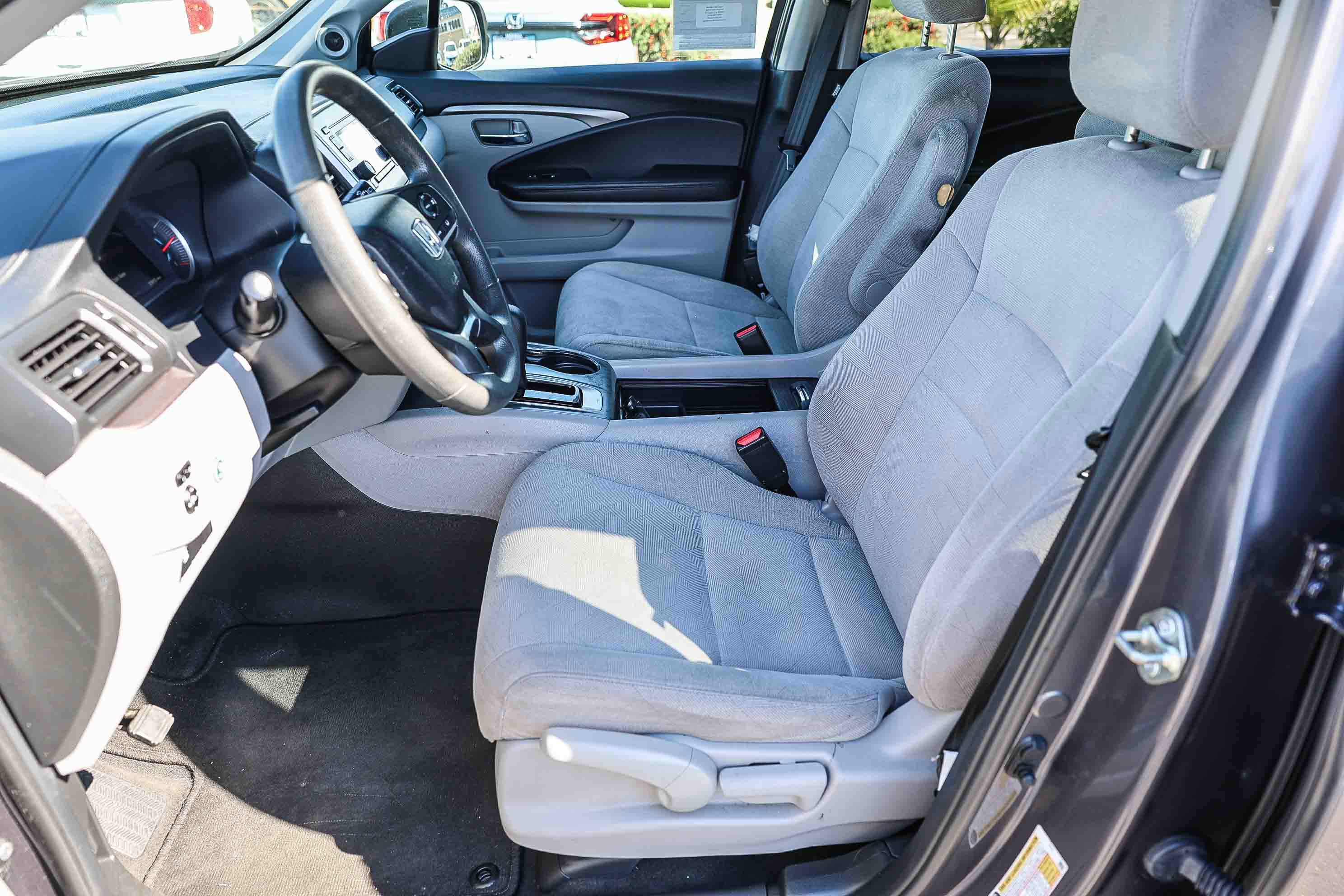 Certified 2020 Honda Pilot LX image 11