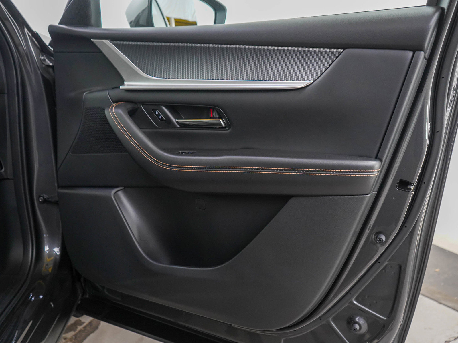 Certified 2024 MAZDA CX-90 Plug-In Hybrid w/ Preferred image 10