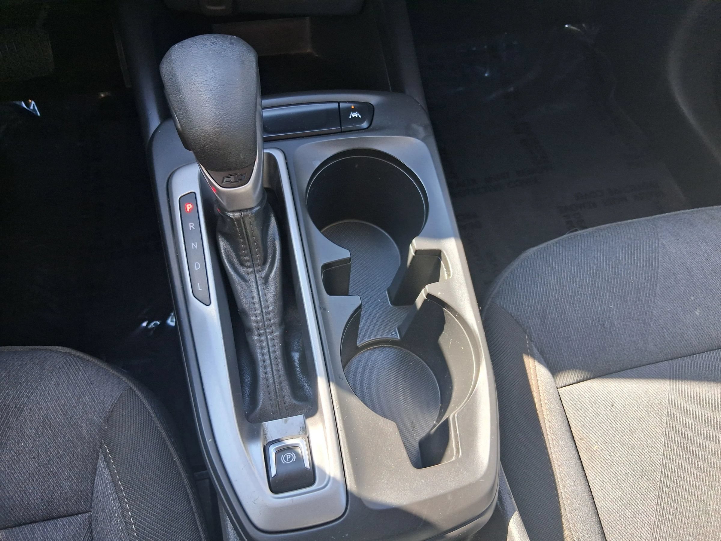 Used 2024 Chevrolet Trax LS w/ LS Convenience Package FWD image 21