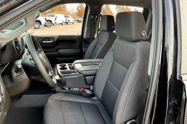 Used 2023 Chevrolet Silverado 1500 Custom image 22