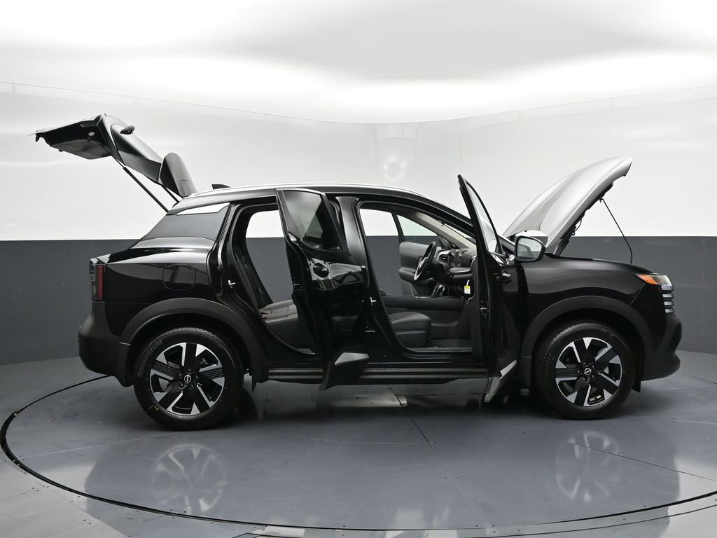 New 2026 Nissan Kicks SV w/ SV Premium Package AWD/4WD image 32