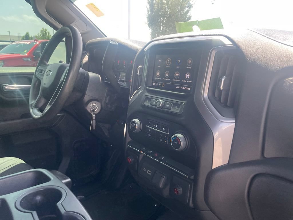Used 2022 Chevrolet Silverado 1500 Custom AWD/4WD image 29