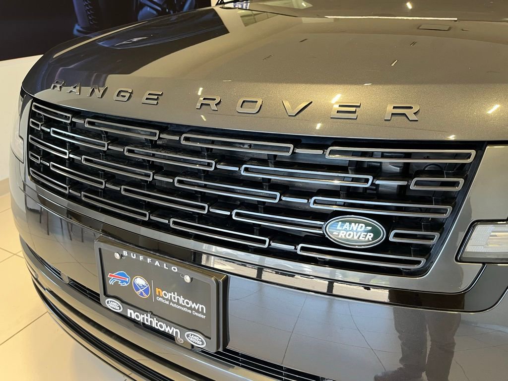 Used 2023 Land Rover Range Rover SE AWD/4WD image 15