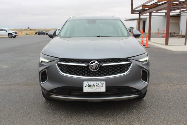 Used 2022 Buick Envision Avenir w/ Technology Package II FWD image 11
