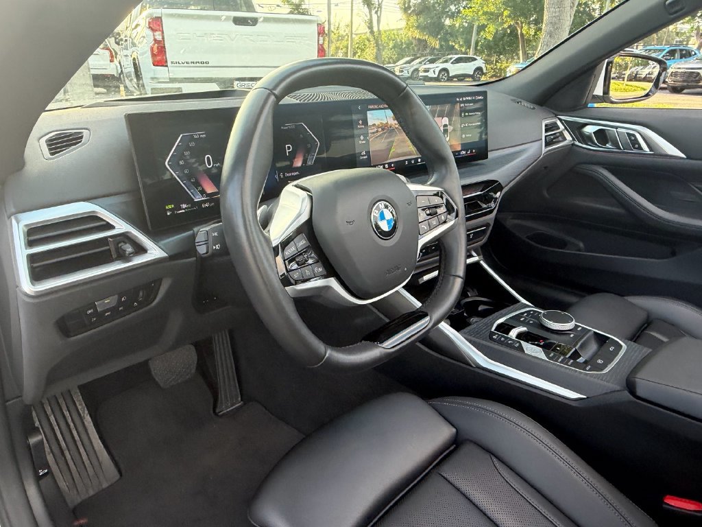 Used 2025 BMW 430i Convertible RWD image 10