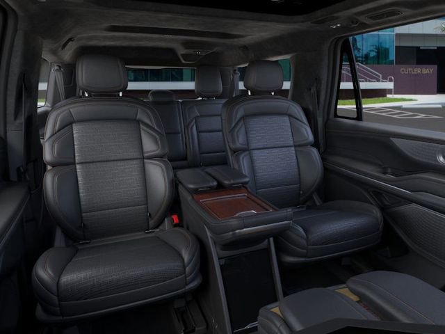 New 2025 Lincoln Navigator L Black Label image 11