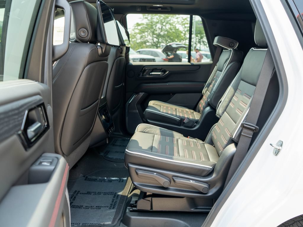New 2026 GMC Yukon AT4 Ultimate AWD/4WD image 14