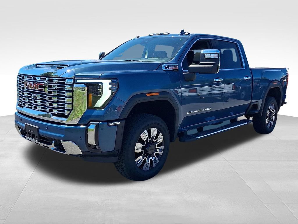 Used 2025 GMC Sierra 2500 Denali w/ Denali Reserve Package AWD/4WD image 3
