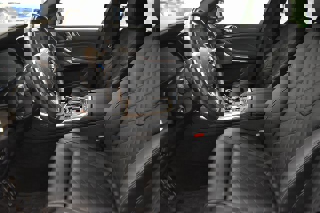 Used 2023 BMW X5 xDrive40i w/ M Sport Package image 24