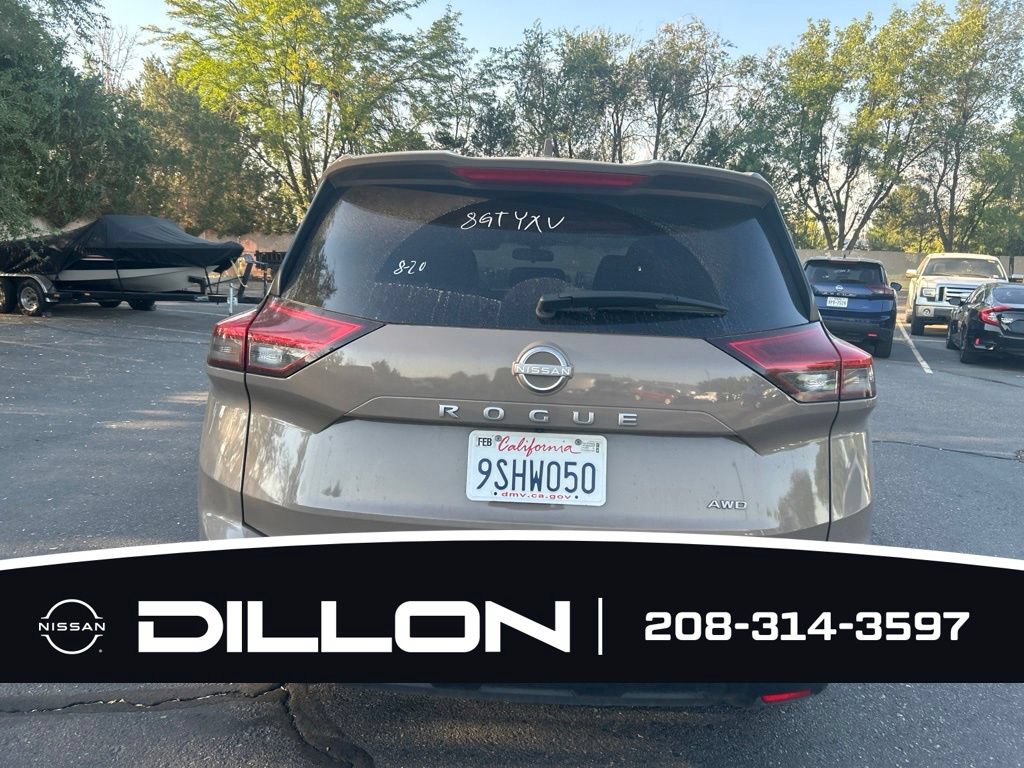 Certified 2025 Nissan Rogue SV AWD/4WD image 19