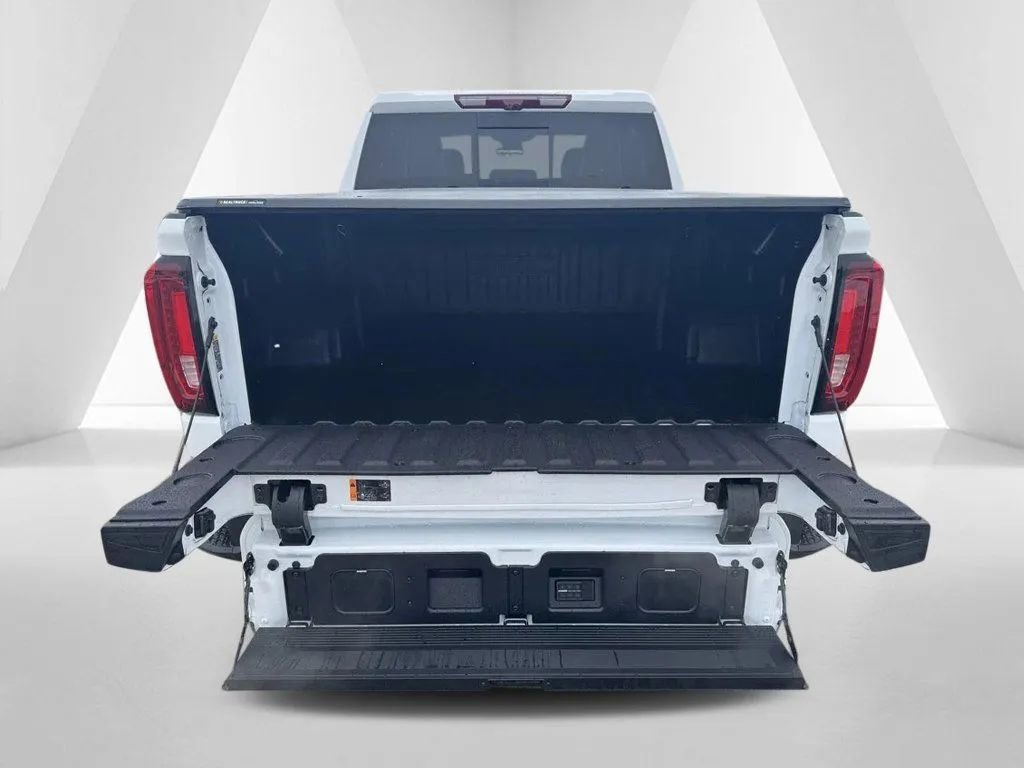New 2026 GMC Sierra 1500 AT4X w/ LPO, Black Badging Package image 34