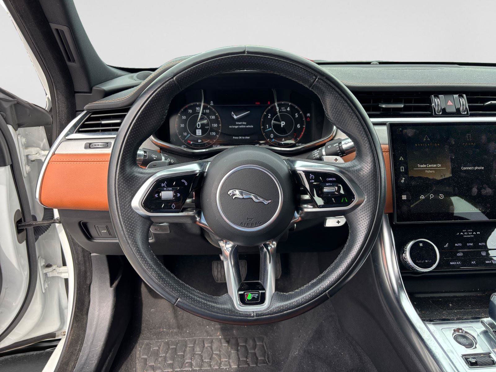Used 2021 Jaguar XF R-Dynamic SE AWD/4WD image 12