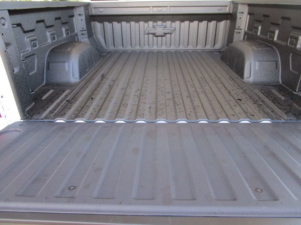 New 2026 Chevrolet Silverado 1500 LT image 17