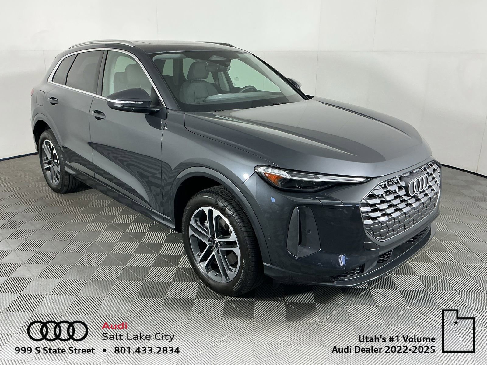 Used 2025 Audi Q5 Premium w/ Premium Plus AWD/4WD image 1