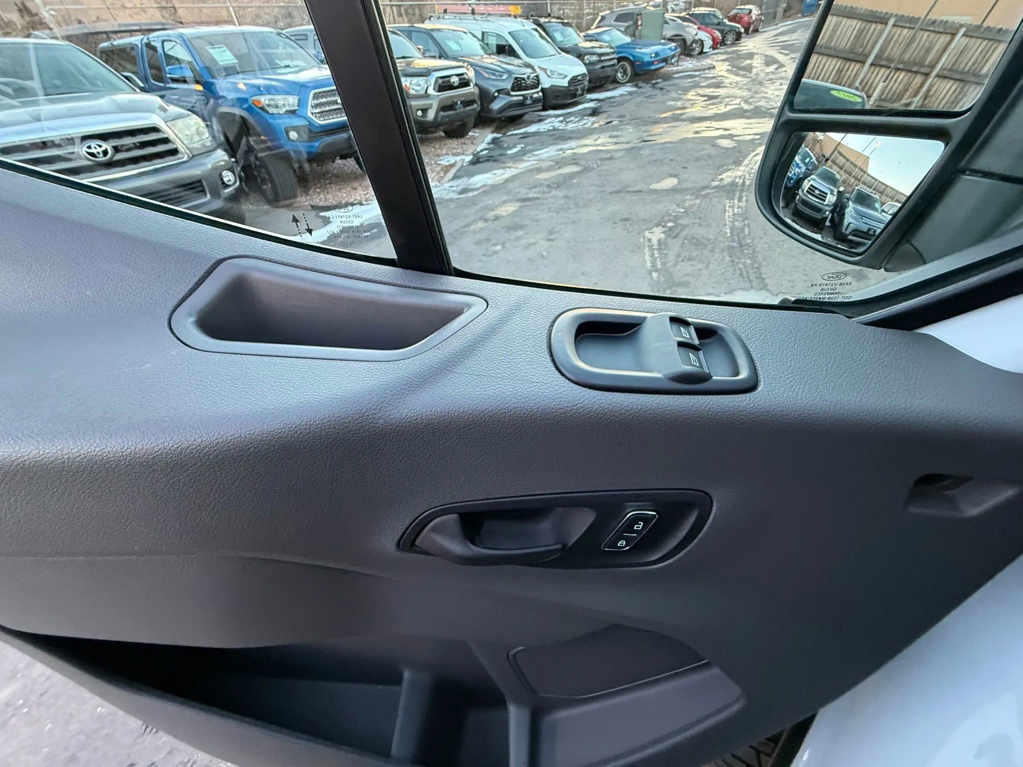 Used 2023 Ford Transit 150 Low Roof AWD image 15