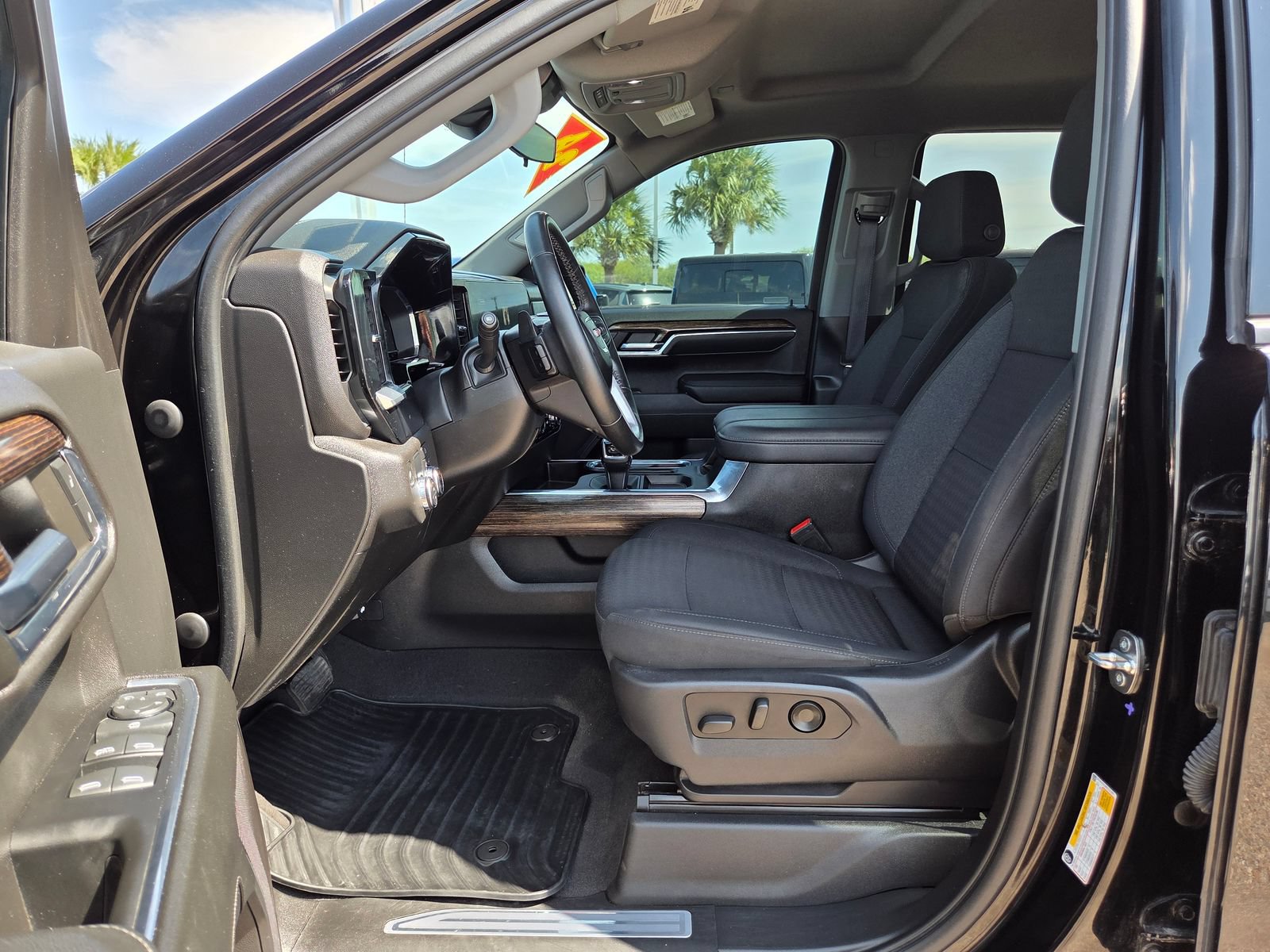 Used 2024 GMC Sierra 1500 Elevation RWD image 15