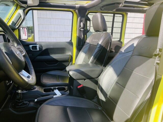 Used 2022 Jeep Wrangler Unlimited Sahara w/ Cold Weather Group AWD/4WD image 10