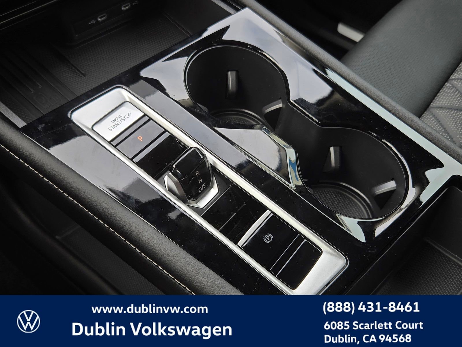 New 2026 Volkswagen Atlas SEL Premium R-Line image 15