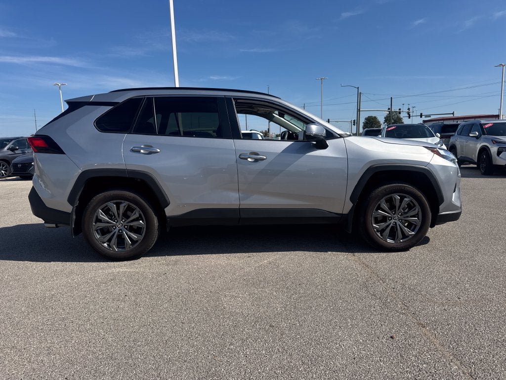 Used 2024 Toyota RAV4 Limited AWD/4WD image 8