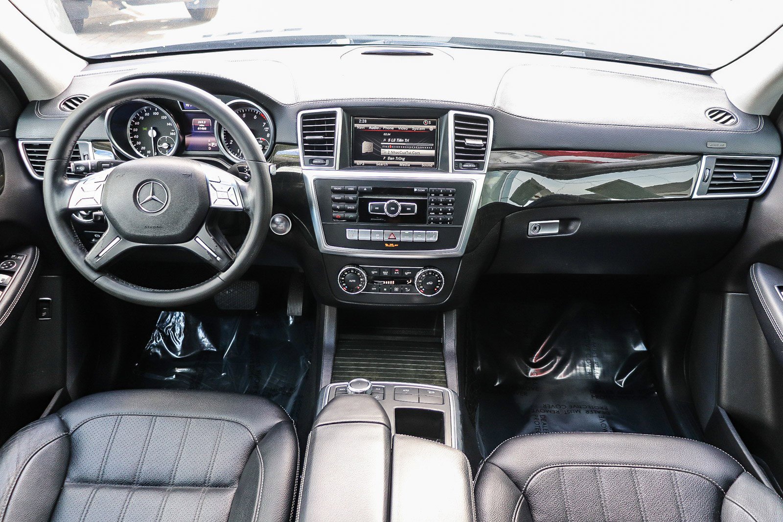 Used 2016 Mercedes-Benz GL 450 4MATIC image 14