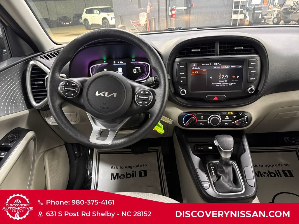 Used 2024 Kia Soul LX w/ Option Group 015 FWD image 30