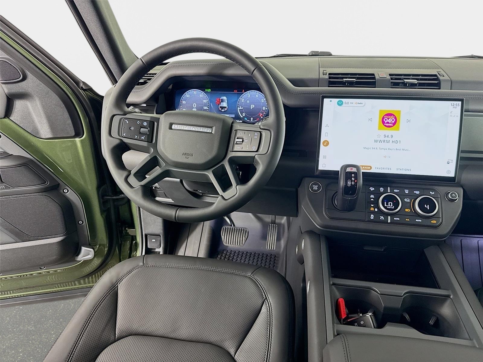 New 2026 Land Rover Defender 110 X-Dynamic SE AWD/4WD image 25