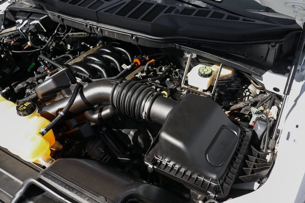 Used 2021 Ford F150 XLT AWD/4WD image 13