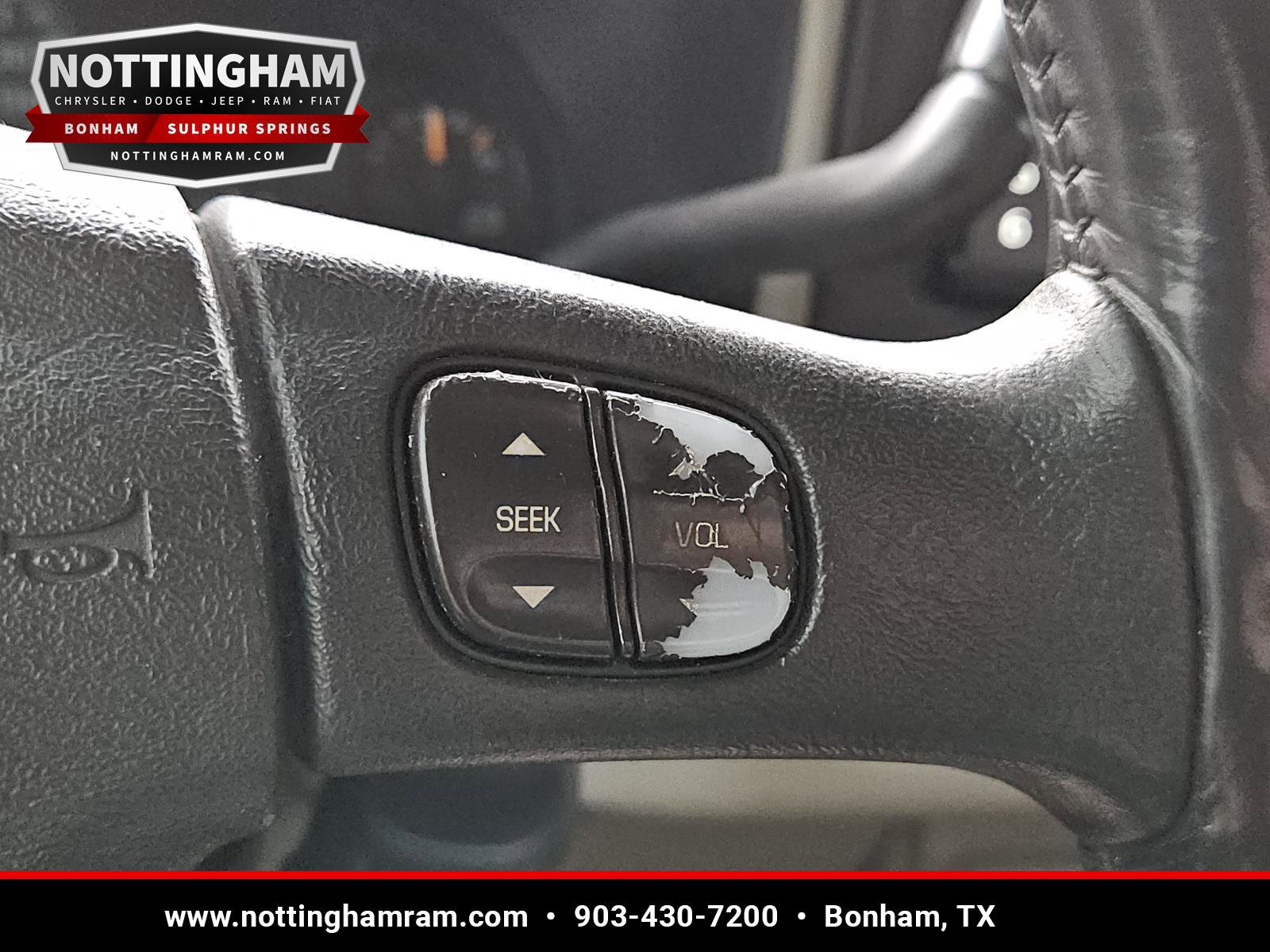 Used 2004 Chevrolet Silverado 2500 LS w/ Heavy-Duty Power Package AWD/4WD image 17
