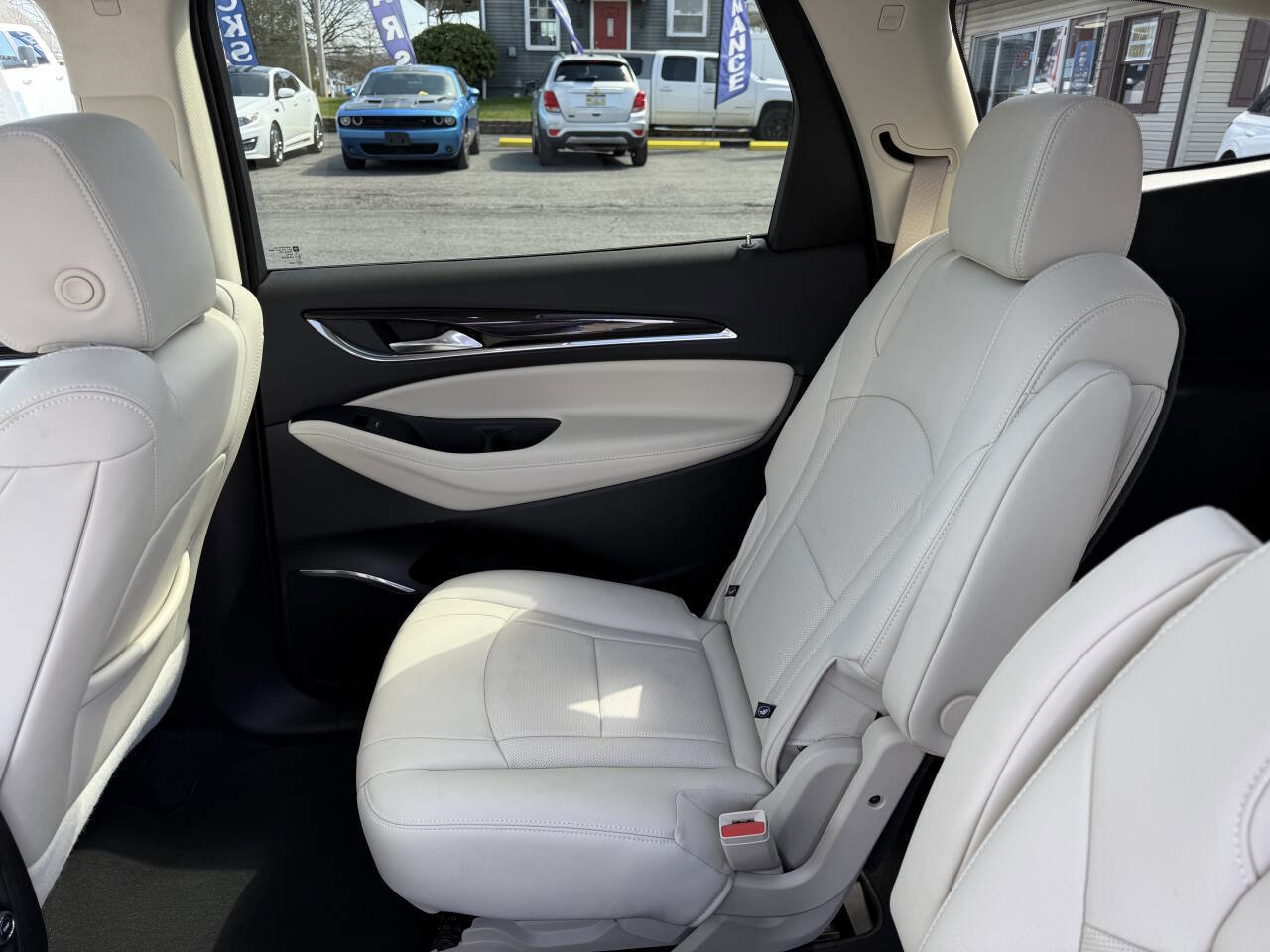 Used 2024 Buick Enclave Essence w/ Experience Buick Package image 21