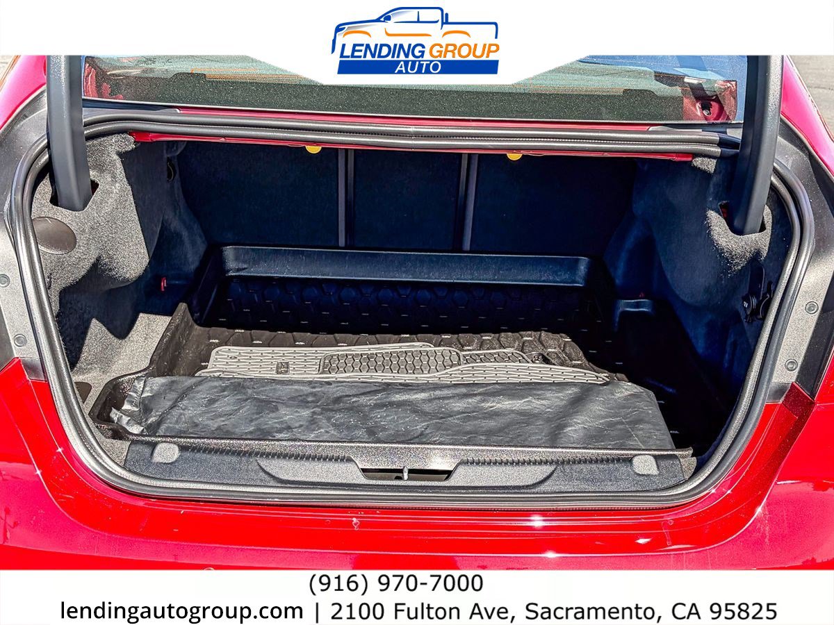 Used 2017 Jaguar XE R-Sport image 24