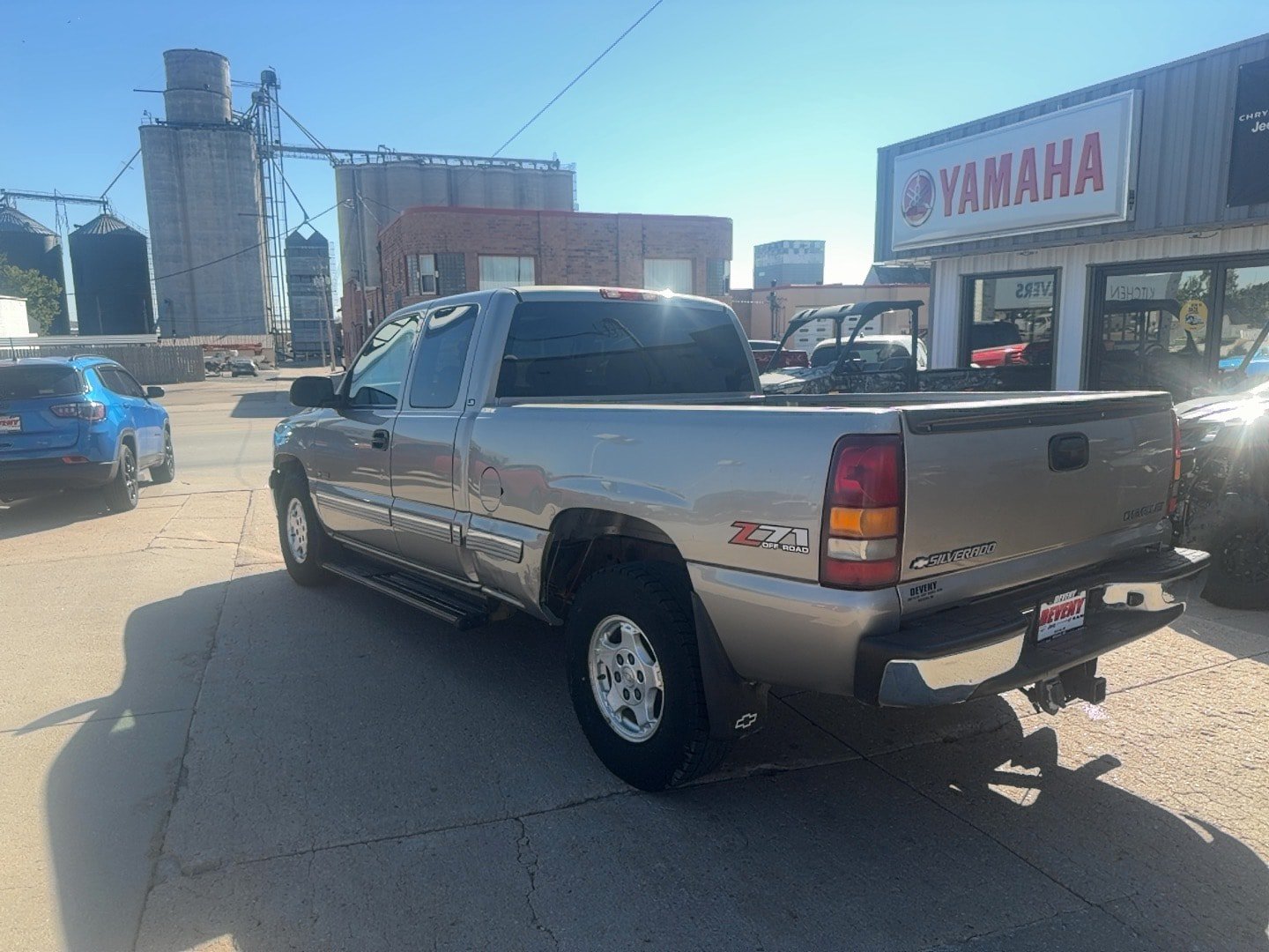 Used 2002 Chevrolet Silverado 1500 LS w/ Off-Road Pkg AWD/4WD image 9