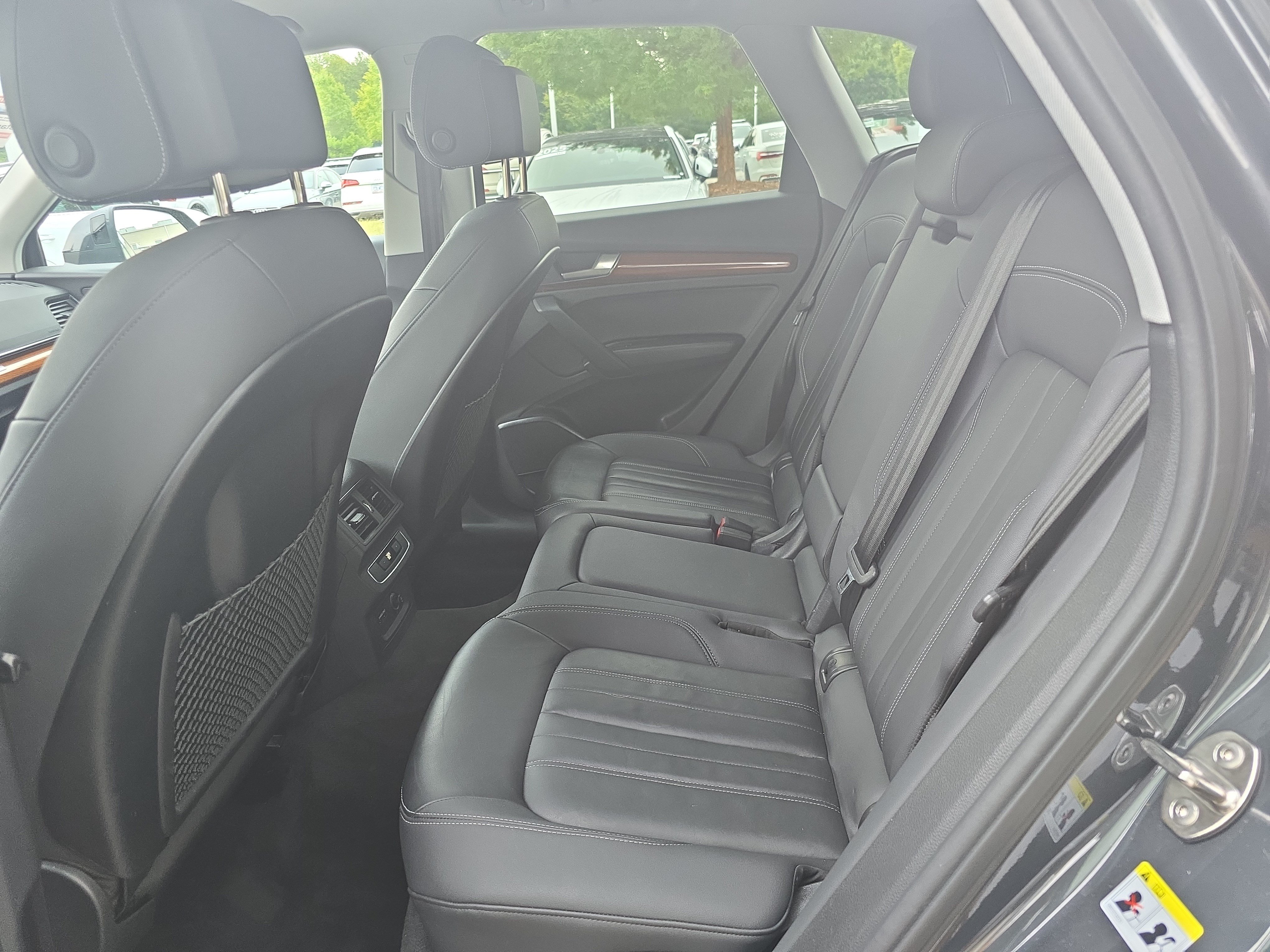 Used 2023 Audi Q5 2.0T Premium w/ Convenience Package AWD/4WD image 13