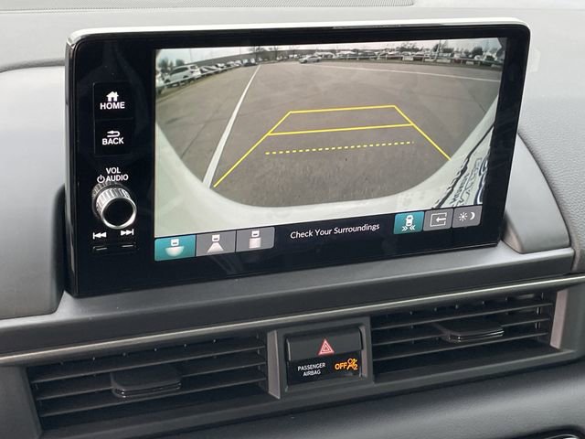 New 2025 Honda Pilot Touring image 18