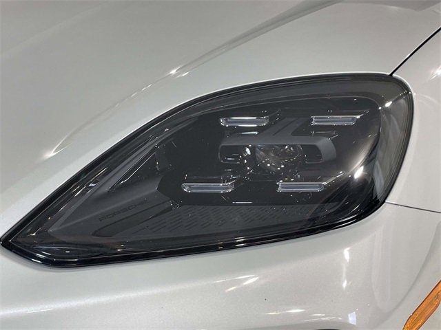 Certified 2024 Porsche Cayenne image 11