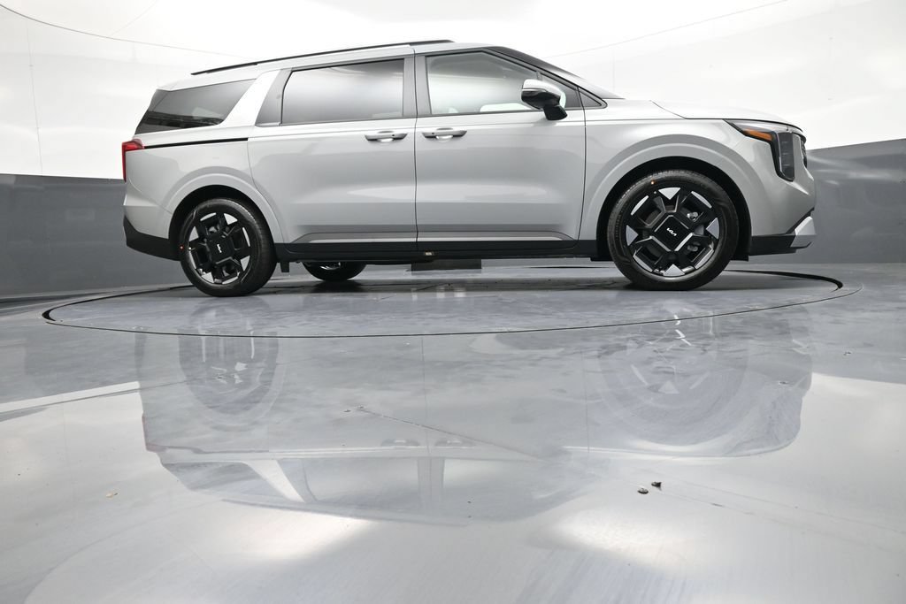 New 2026 Kia Carnival EX FWD image 30
