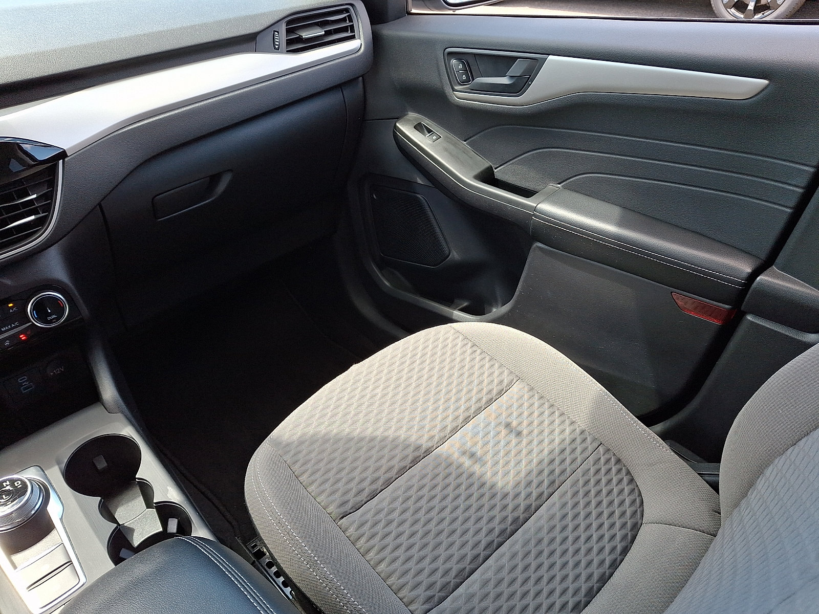 Certified 2022 Ford Escape SE w/ Convenience Package FWD image 15