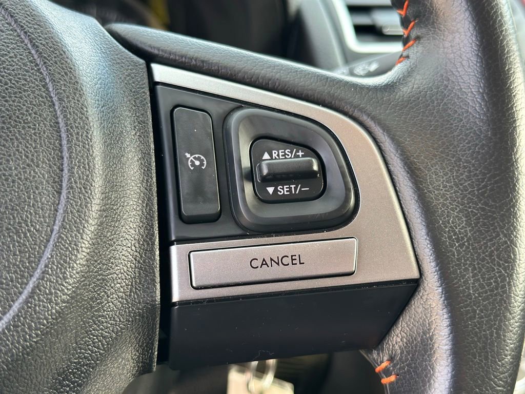 Used 2016 Subaru Crosstrek 2.0i Premium w/ Moonroof Package image 28