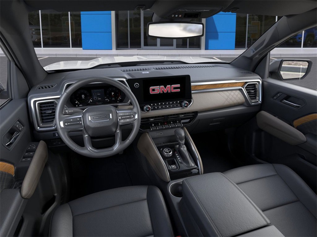 New 2026 GMC Canyon Denali image 15