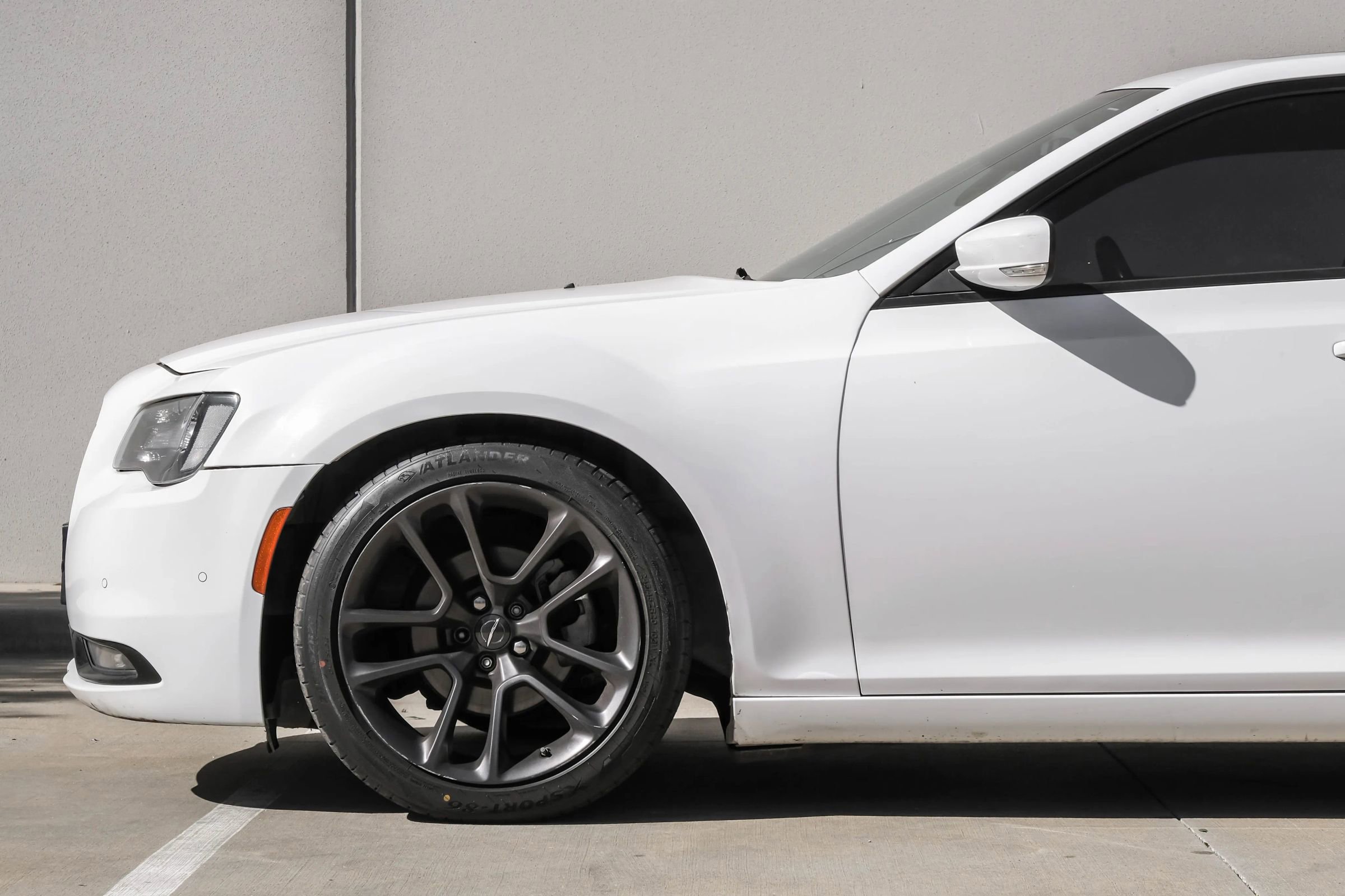 Used 2022 Chrysler 300 S image 7